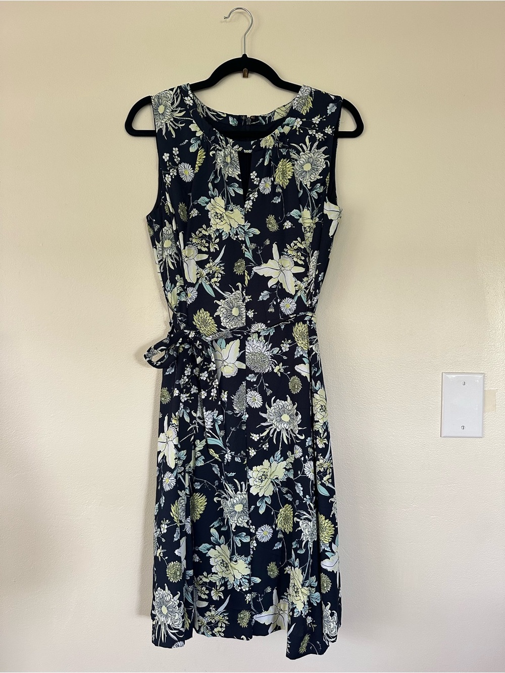 Jones New York Navy Floral Tie-Waist Midi Dress